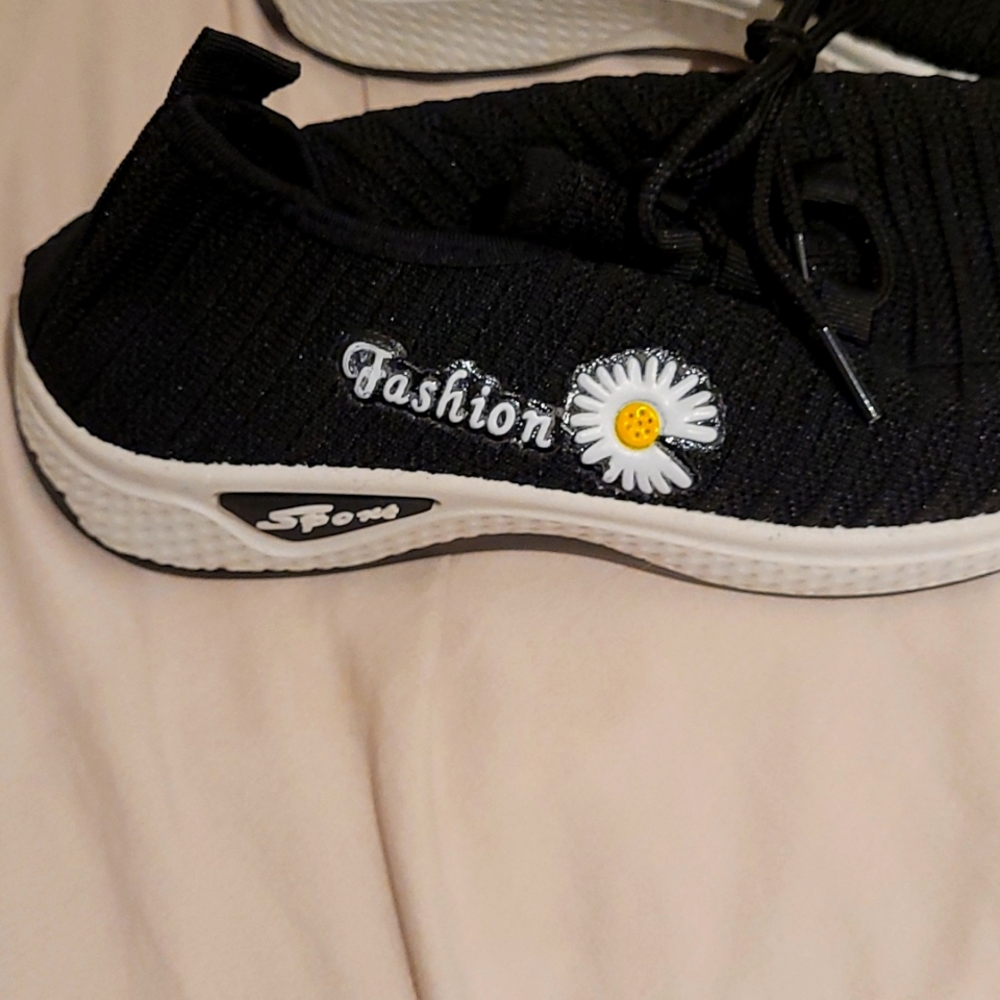 Fashion shoes